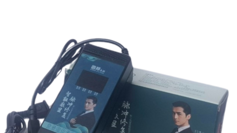 CÁC THÔNG SỐ TRÊN SẠC XE ĐẠP ĐIỆN BẠN NÊN BIẾT